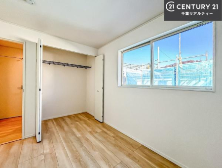 �Q�� �D���������������ޗm���́A���̖ڊo�߂��C�������ǂ������ł��ˁB���������Ԃ��������Ɖ߂������Ƃ��ł��܂��B�D�����F�����̃t���[�����O���ǂ�ȉƋ�ɂ��}�b�`���܂��I