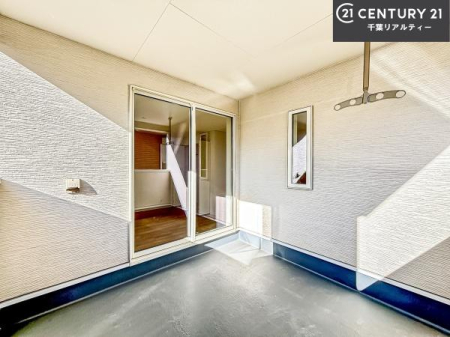 �o���R�j�[ �z������ǍD�ȃo���R�j�[�ł��I���ꂽ���ɂ͐�������n����J���I�Ȏ��Ԃ��y���߂܂��B
