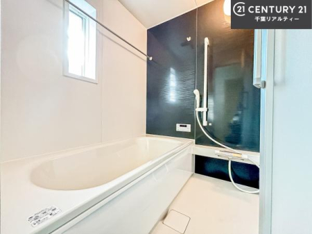 ���� 1���̔�����������Ɩ����Ă���闁���ł��B
�������̑f�G�ȃ����N�[�[�V�����ꏊ�ł��ˁB