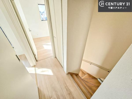 ���̑����� �K�i�͖��邭�萠������Ă��܂��B���q�l�₲�N�z�̕������S���Ă����p�����܂��ˁB