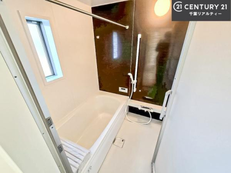 ���� 1���̔�����������Ɩ����Ă���闁���ł��B
�������̑f�G�ȃ����N�[�[�V�����ꏊ�ł��ˁB