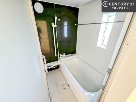 ���� 1���̔�����������Ɩ����Ă���闁���ł��B
�������̑f�G�ȃ����N�[�[�V�����ꏊ�ł��ˁB