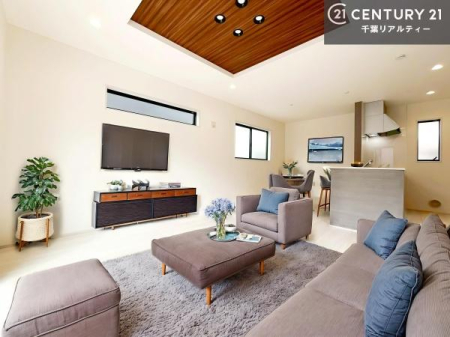 ���r���O �Ƌ��CG�p�[�X�ł��B��؂ȉƑ����W�܂邩�炱��LDK�ɂ͂�����肽���B
�q�����������C�ɏ΂��Ȃ��瑖�����Ă���p�����������u�L���Ƃɂ��ėǂ������v�Ǝv���u�Ԃł��B