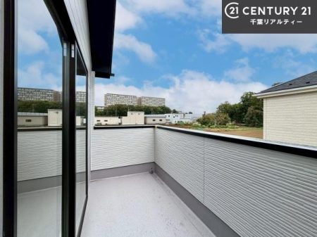 �Z�˂���̒��]�ʐ^ ���ꂽ���ɂ͐�������n����J���I�Ȏ��Ԃ��y���߂܂��B