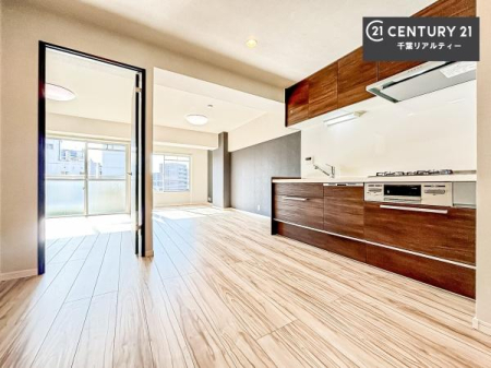 �L�b�`�� ���[�X�y�[�X���L�x�ŁA�����X�y�[�X���X�b�L���ƕЕt���Ђ�`�����p�ł��܂��I
���K�ɍ�Ƃ��ł��܂��I�����̗���������܂��I