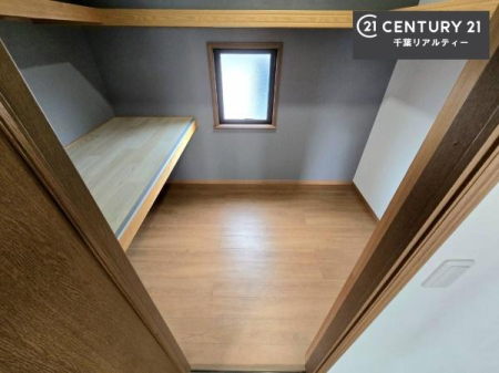 ���[ �E�H�[�N�C���N���[�[�b�g�t���ł��B��������̂��m���Ȃǂ����[���Ă��������ł��ˁI���ɂ���@�������ȂǋG�ߕ��̑傫�ȉƓd�����[�ł��܂��B