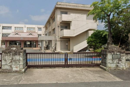 ���ӊ� �y���w�Z�z���q�s���P�䏬�w�Z�F684m