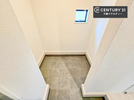 ���[ �V���[�Y�C���N���[�N�t���I
���֎��[���[�����Ă��܂��I�C�����łȂ��x�r�[�J�[��܂��ݎ��]�Ԃ̎��[�ɂ��I���֎��肪�X�b�L���ƕЕt���܂��ˁI