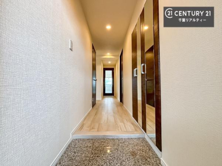 ���� ���ċA���Ă��Ă��A�������܁I�����������Ȃ�A�D�����}������Ă�����ԂɂȂ��Ă��܂��B
���邭��������錺�ւł��I