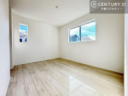 �m�� 2�ʍ̌����m�ۂ������邢�����́A���ʂ����ǂ��A���邭��ϋ��S�n�̗ǂ���ԂƂȂ��Ă���܂��B�����b�N�X���ĉ߂�����S�n�̗ǂ��������ł��I���̖ڊo�߂��X�b�L�����܂��ˁI