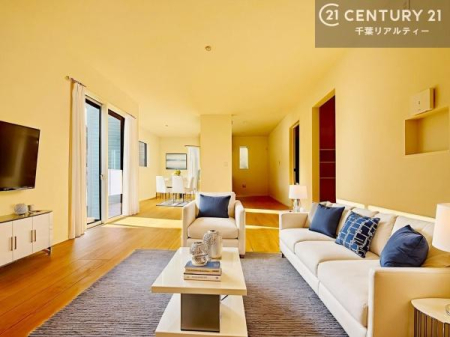 ���r���O �Ƌ��CG�p�[�X�ł��B�D�����z���܂肪���r���O����ł���ċ��S�n�̗ǂ���Ԃ����o���Ă���܂��I
���R�ƉƑ����W����b��������S�n�悢��ԁI