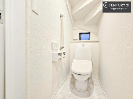 �g�C�� 1�E2�K�Ƀg�C�����������܂��I���̖Z�������ԑт��҂����ɂ��݂����ł��ˁB������Ƃ����������̂���g�C���ł�����ꂪ���₷���ł��I