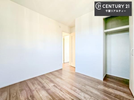 ���r���O�ȊO�̋��� ���[�X�y�[�X�����Ă��܂��I�������X�b�L�����ڂ��鎖���ł��܂��ˁB
�Ƌ��I�΂Ȃ��V���v���ȃf�U�C���ׁ̈A�Ƌ��I�΂����C�ɓ���̋�ԍ�肪�ł������ł��ˁB