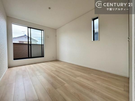 �Q�� �D���������������ޗm���́A���̖ڊo�߂��C�������ǂ������ł��ˁB���������Ԃ��������Ɖ߂������Ƃ��ł��܂��B�D�����F�����̃t���[�����O���ǂ�ȉƋ�ɂ��}�b�`���܂��I