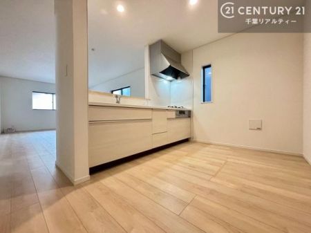 �L�b�`�� ���[�X�y�[�X���L�x�ŁA�����X�y�[�X���X�b�L���ƕЕt���Ђ�`�����p�ł��܂��I
���K�ɍ�Ƃ��ł��܂��I�����̗���������܂��I