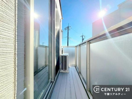 �o���R�j�[ �z������ǍD�ȃo���R�j�[�ł��I���ꂽ���ɂ͐�������n����J���I�Ȏ��Ԃ��y���߂܂��B
�y���n�̔���J�Ò��z