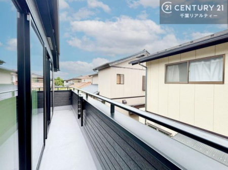 �Z�˂���̒��]�ʐ^ ���[���⎑���̂����k�����������Ă���܂��I���Ў��іL�x�Ȑ�t���A���e�B�[�ցI