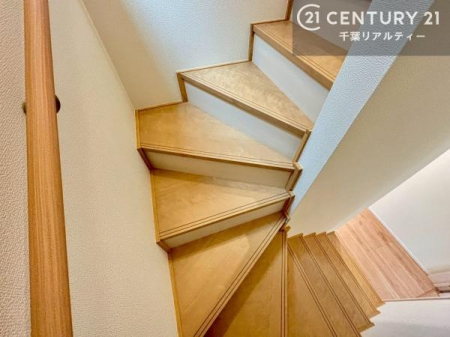 ���̑����� �K�i�͖��邭�萠������Ă��܂��B���q�l�₲�N�z�̕������S���Ă����p�����܂��ˁB
