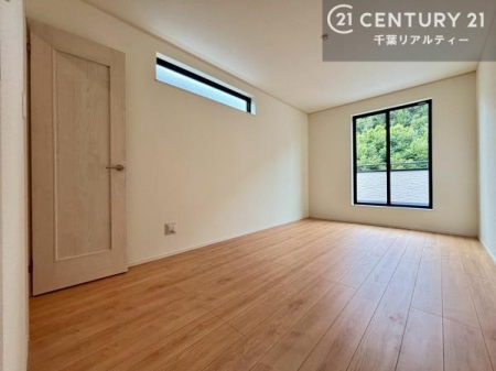 �m�� 2�ʍ̌����m�ۂ������邢�����́A���ʂ����ǂ��A���邭��ϋ��S�n�̗ǂ���ԂƂȂ��Ă���܂��B�����b�N�X���ĉ߂�����S�n�̗ǂ��������ł��I���̖ڊo�߂��X�b�L�����܂��ˁI