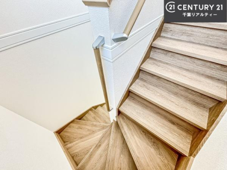 ���̑����� �K�i�͖��邭�萠������Ă��܂��B���q�l�₲�N�z�̕������S���Ă����p�����܂��ˁB