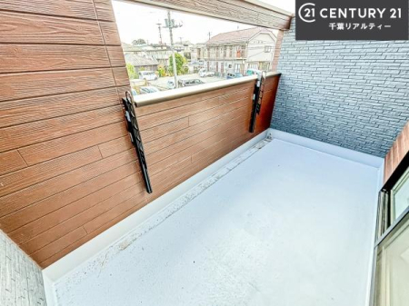 �o���R�j�[ �z������ǍD�ȃo���R�j�[�ł��I���ꂽ���ɂ͐�������n����J���I�Ȏ��Ԃ��y���߂܂��B
