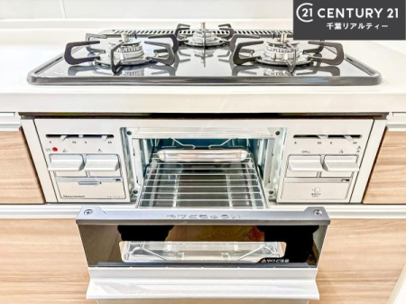 �L�b�`�� �R�����͎O������̂ł������̓����i�s���ł��܂��B
�������O�����t���ł��B�����X�y�[�X���L�X���Ă���׍�Ƃ����₷���I�g�����肪�ǂ��V�X�e���L�b�`���ł��I