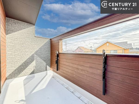 �Z�˂���̒��]�ʐ^ ������������Z��X�ł��I���͂ɂ͍����������Ȃ��A�󂪍L���J����������A�z�������傫���Ղ��邱�Ƃ�����܂���I�C�����̗ǂ������ʂ蔲����X���݂ł��I