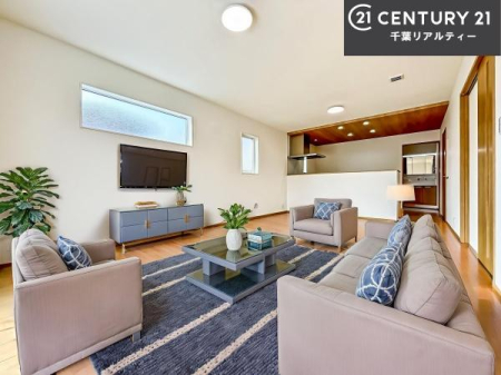 ���r���O �Ƌ��CG�p�[�X�ł��B�S�n�ǂ����r���O�͉Ƒ������R�ƏW�܂�܂��B�Ƒ��c�R�̎��Ԃ����������ł��B���Ƒ��ƁA����w�[���������Ԃ��߂��������ł��ˁB