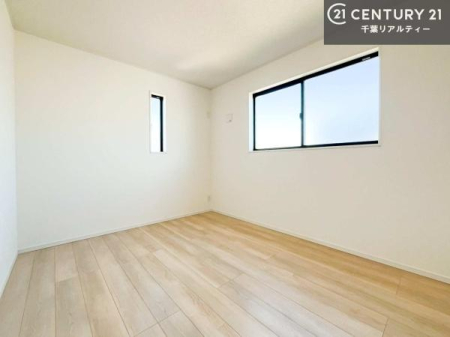 �q������ �V���v���Ƀf�U�C������Ă��邽�߁A�Ƌ��I�т܂���I
���C�ɓ���̉Ƌ��u���Ă��낰���Ԃ���邱�Ƃ��ł��܂��B