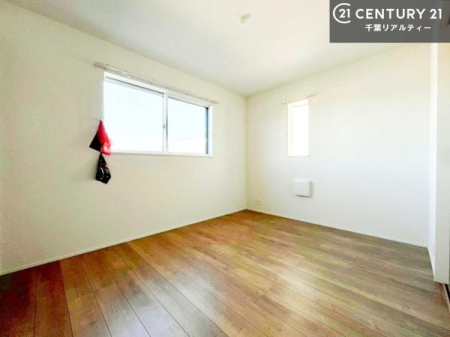 �m�� 2�ʍ̌����m�ۂ������邢�����́A���ʂ����ǂ��A���邭��ϋ��S�n�̗ǂ���ԂƂȂ��Ă���܂��B�����b�N�X���ĉ߂�����S�n�̗ǂ��������ł��I���̖ڊo�߂��X�b�L�����܂��ˁI