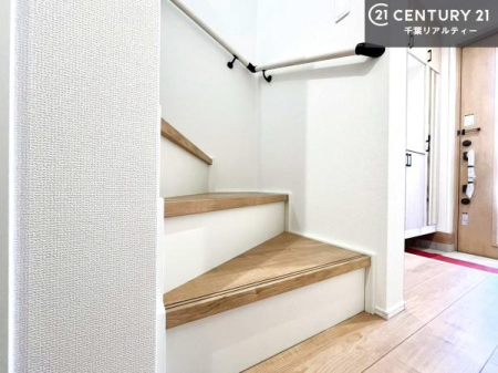 ���̑����� �K�i�͖��邭�萠������Ă��܂��B���q�l�₲�N�z�̕������S���Ă����p�����܂��ˁB
