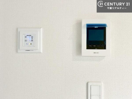 ���̑� TV���j�^�[�t���C���^�[�z���ł��q�l�̂�����Ԓ��Ȃǂ����S�ł��ˁB
���낢��Ȃ���]���������܂�����A���q�l�̂��v�]���ǂ��ǂ������������������B
