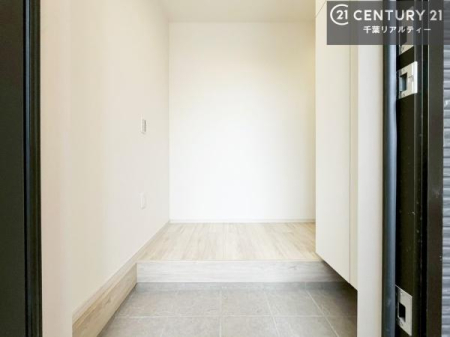 ���� ���ċA���Ă��Ă��A�������܁I�����������Ȃ�A�D�����}������Ă�����ԂɂȂ��Ă��܂��B
���邭��������錺�ւł��I