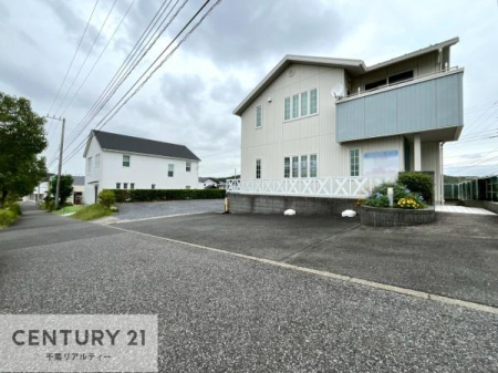 �O�ʓ��H�܂ތ��n�ʐ^ ���ӊ���A���q�l�̂���]�ɍ������������ꏏ�ɂ��ē���v���܂��B�Z��[���A�h�o�C�U�[�ɂ�邲���k������܂��B���Ђ͂��₢���킹�ɑ��Ή����܂��I���҂������܂���I