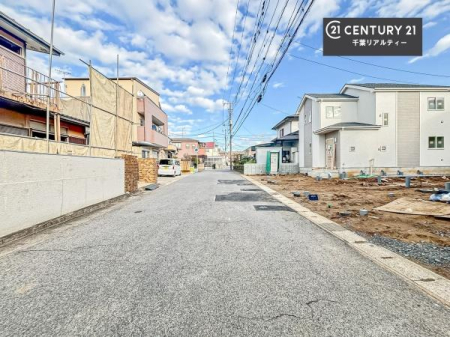 �O�ʓ��H�܂ތ��n�ʐ^ �O�ʓ��H��6.5���I�z����ǍD�ȗ��n�ł��B
�Ԍɓ��ꂪ���ȕ������S�ł��ˁB