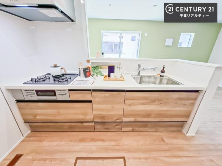 �L�b�`�� ���[�X�y�[�X���L�x�ŁA�����X�y�[�X���X�b�L���ƕЕt���Ђ�`�����p�ł��܂��I
���K�ɍ�Ƃ��ł��܂��I�����̗���������܂��I