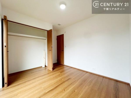 �m�� ���[�X�y�[�X�����Ă��܂��I�������X�b�L�����ڂ��鎖���ł��܂��ˁB
�Ƌ��I�΂Ȃ��V���v���ȃf�U�C���ׁ̈A�Ƌ��I�΂����C�ɓ���̋�ԍ�肪�ł������ł��ˁB