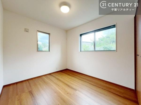 �q������ -