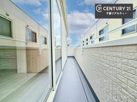 �o���R�j�[ �z������ǍD�ȃo���R�j�[�ł��I���ꂽ���ɂ͐�������n����J���I�Ȏ��Ԃ��y���߂܂��B