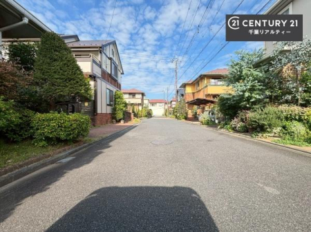 �O�ʓ��H�܂ތ��n�ʐ^ ���ӊ���A���q�l�̂���]�ɍ������������ꏏ�ɂ��ē���v���܂��B�Z��[���A�h�o�C�U�[�ɂ�邲���k������܂��B���Ђ͂��₢���킹�ɑ��Ή����܂��I���҂������܂���I