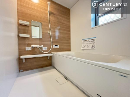 ���� �������������l�̕��͋C�̃o�X���[���́A�����o�Ă��ăo�X�^�C�����[���I
���d���撣���Ă��邲�J���ɂ��D�݂̓����̓����܂����āA�y����ł݂Ă͂������ł��傤���H