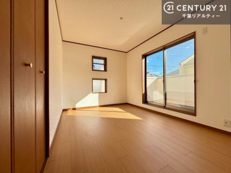 �m�� 2�ʍ̌����m�ۂ������邢�����́A���ʂ����ǂ��A���邭��ϋ��S�n�̗ǂ���ԂƂȂ��Ă���܂��B�����b�N�X���ĉ߂�����S�n�̗ǂ��������ł��I���̖ڊo�߂��X�b�L�����܂��ˁI