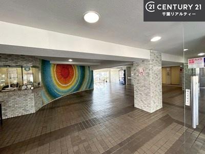 ���r�[ ��؂Ȃ��q�l�����o�}�����郍�r�[�B����]�̕����܂Ƃ߂Ă��ē��B���₢���킹�ɑ��Ή����܂��I���҂������܂���I���Ђ��C�y�ɂ��₢���킹���������܂��B