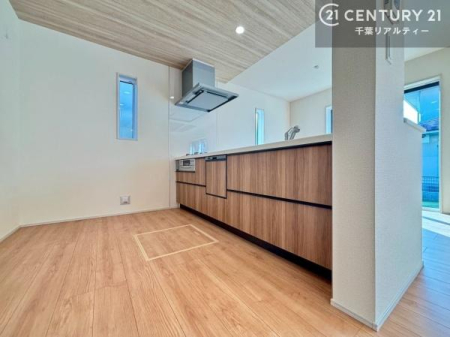 �L�b�`�� ���[�X�y�[�X���L�x�ŁA�����X�y�[�X���X�b�L���ƕЕt���Ђ�`�����p�ł��܂��I
���K�ɍ�Ƃ��ł��܂��I�����̗���������܂��I�p���g���[�������I