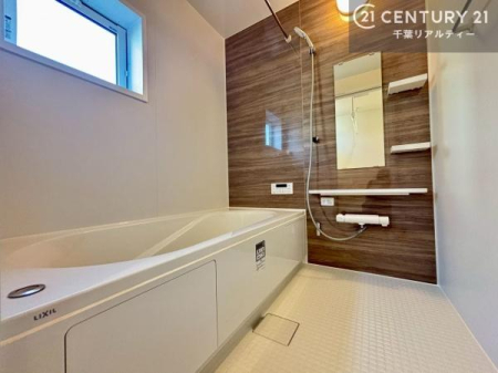 ���� �����ɂ͗��������@����������Ă���A�J�̓��̐���⎼�C�΍�����S�ł��B���K�Ő����ȃo�X�^�C�����T�|�[�g���܂��B