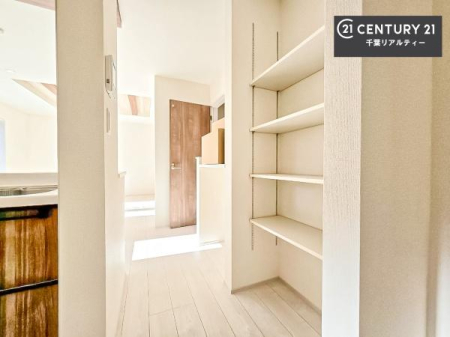 ���[ �L�b�`�����ɂ́A���I�t���I
���p�i�⒲������̎��[�����Ă����΃L�b�`�����肪��������Еt�������C�����悭���g�����������܂��I