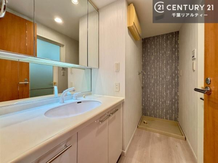 ���ʑ�E���ʏ� �g�Ȃ�𐮂�����ʏ��́A���������厖�ł��I������̐������̂��镵�͋C�����o�I�C�����悭���g�����������܂��B