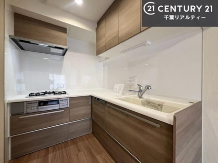 �L�b�`�� �k���^�L�b�`���I���[�N�g���C�A���O�����Z���݌v����Ă��邱�Ƃɂ��A�����`����t���܂ł̈�A�̍�Ƃ������悭�s�����Ƃ��ł��܂��B