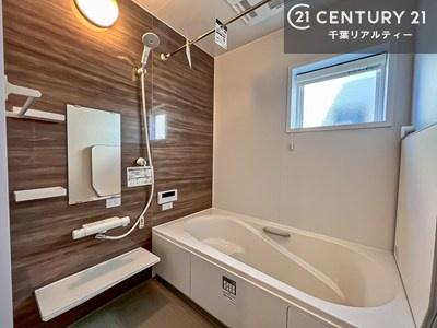 ���� �������������l�̕��͋C�̃o�X���[���́A�����o�Ă��ăo�X�^�C�����[���I
���d���撣���Ă��邲�J���ɂ��D�݂̓����̓����܂����āA�y����ł݂Ă͂������ł��傤���H