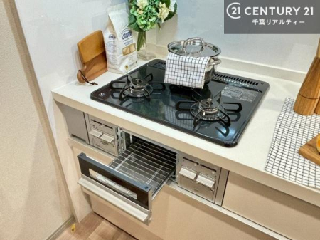 �L�b�`�� �R�����͎O������̂ł������̓����i�s���ł��܂��B
�������O�����t���ł��B�����X�y�[�X���L�X���Ă���׍�Ƃ����₷���I�g�����肪�ǂ��V�X�e���L�b�`���ł��I